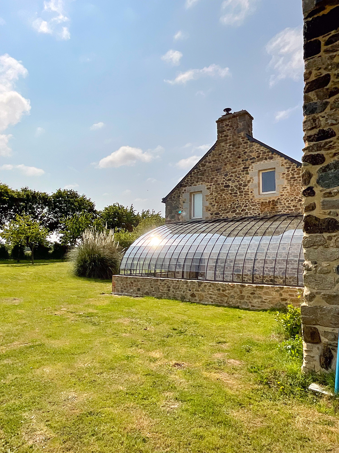 Serre Mélanie - Adossée - Bretagne